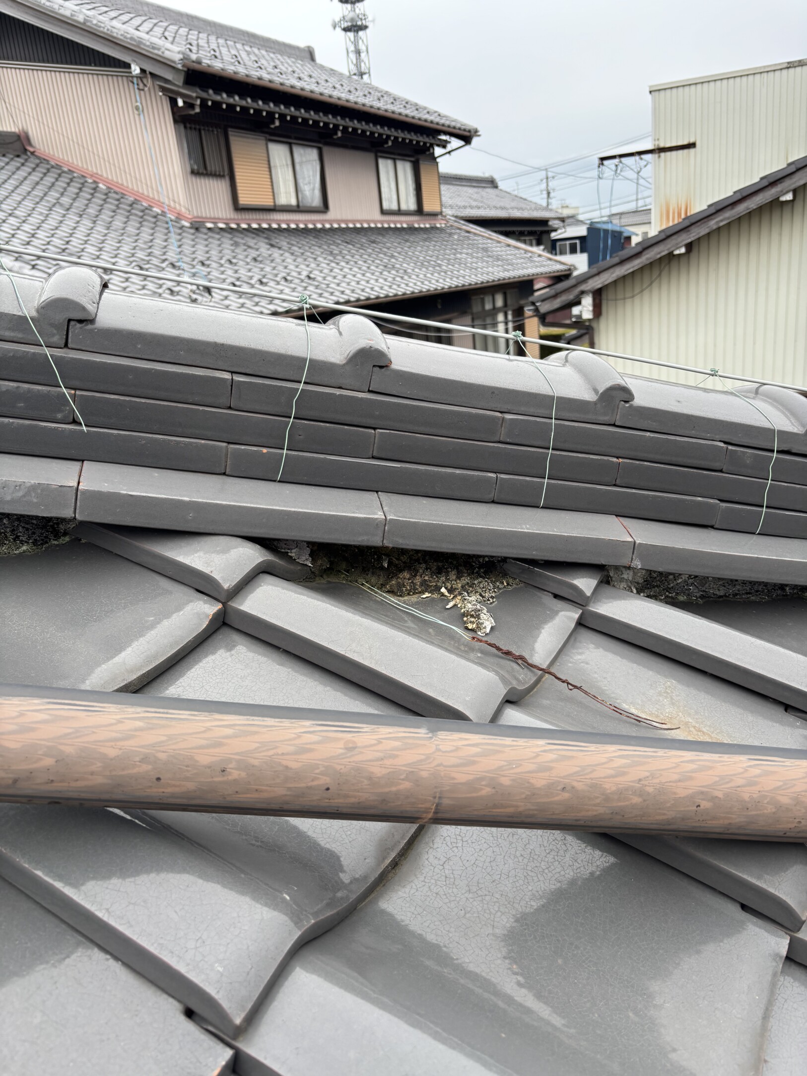 一宮市　Ｋ様邸　屋根瓦漆喰左官工事｜愛知・岐阜で屋根工事・修理・リフォームは一宮市のエスジーコンストラクション｜火災保険対応｜工事後毎年１年点検無料