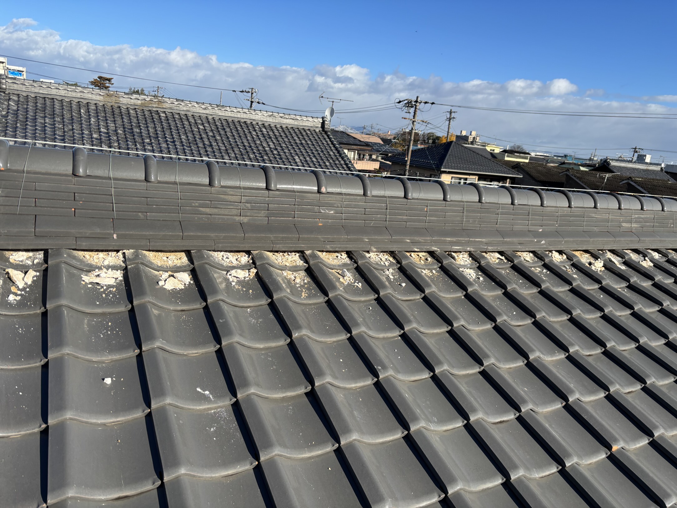 一宮市　Ｋ様邸　屋根瓦漆喰左官工事｜愛知・岐阜で屋根工事・修理・リフォームは一宮市のエスジーコンストラクション｜火災保険対応｜工事後毎年１年点検無料