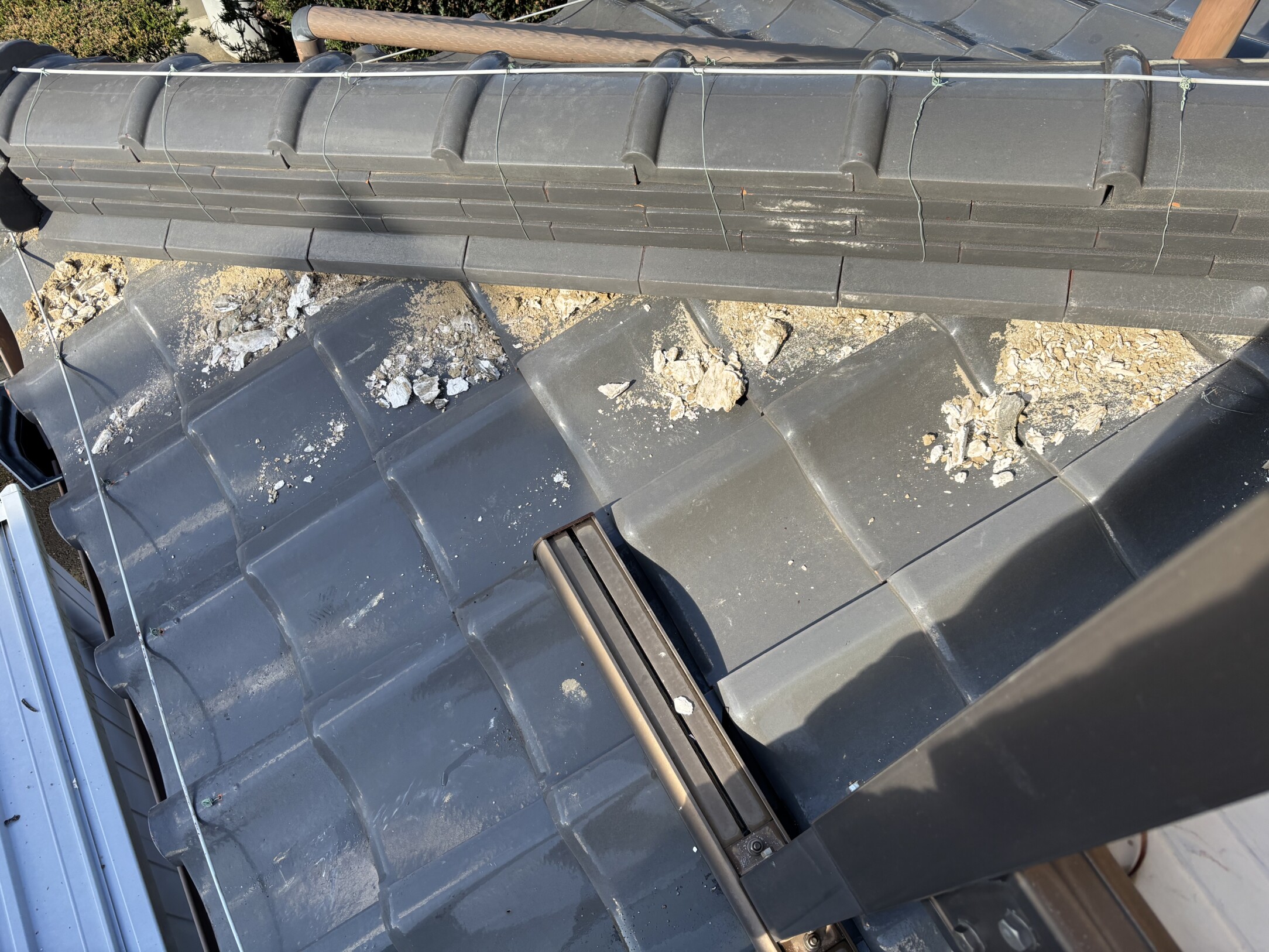 一宮市　Ｋ様邸　屋根瓦漆喰左官工事｜愛知・岐阜で屋根工事・修理・リフォームは一宮市のエスジーコンストラクション｜火災保険対応｜工事後毎年１年点検無料