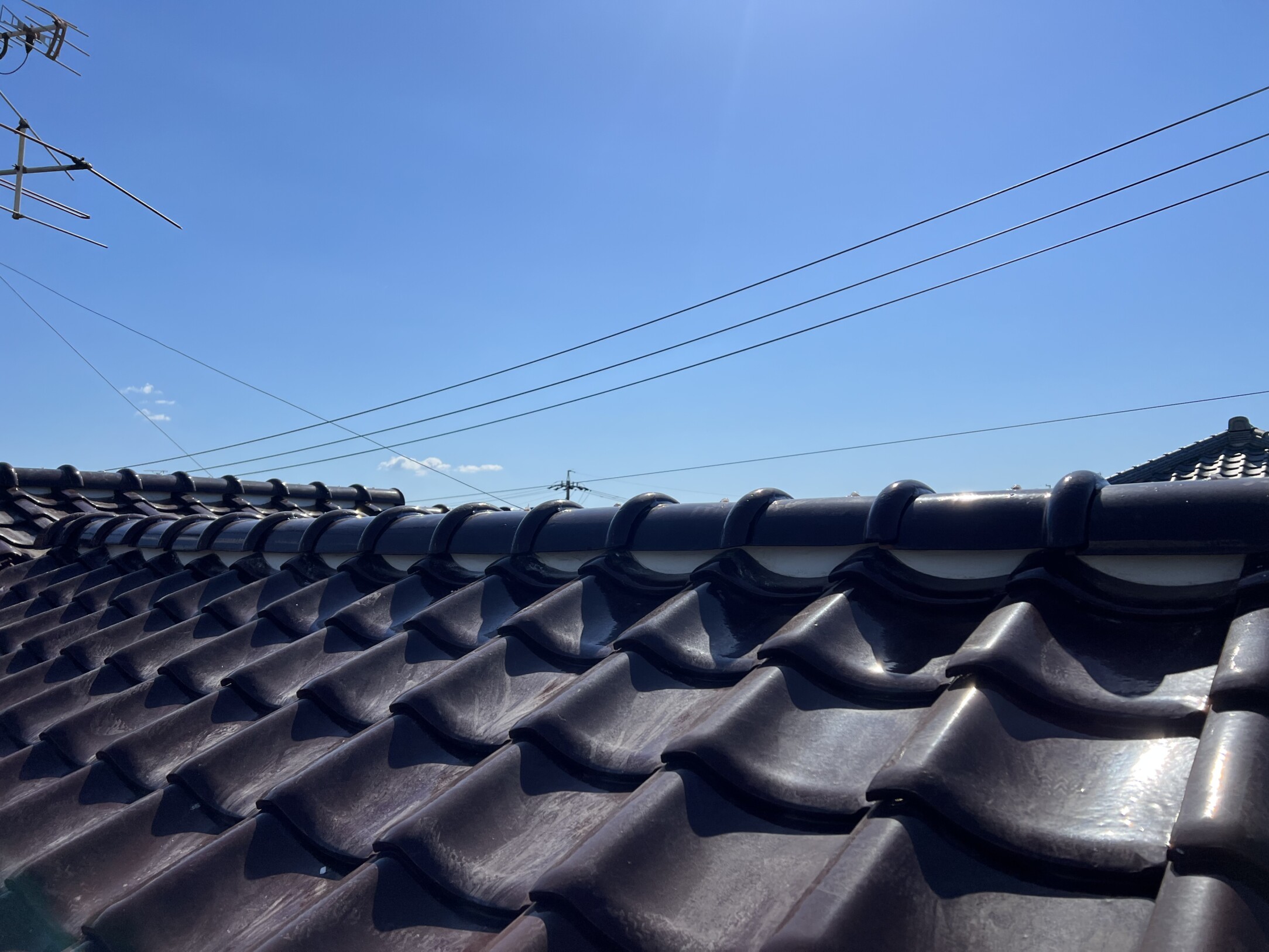 津島市　O様邸　　　瓦屋根漆喰左官工事　一部板金塗装｜愛知・岐阜で屋根工事・修理・リフォームは一宮市のエスジーコンストラクション｜火災保険対応｜工事後毎年１年点検無料