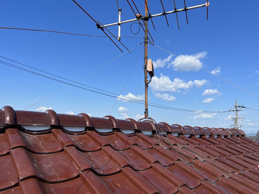 津島市　O様邸　　　瓦屋根漆喰左官工事　一部板金塗装｜愛知・岐阜で屋根工事・修理・リフォームは一宮市のエスジーコンストラクション｜火災保険対応｜工事後毎年１年点検無料