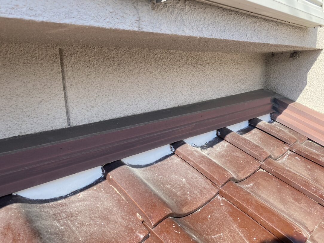 津島市　O様邸　　　瓦屋根漆喰左官工事　一部板金塗装｜愛知・岐阜で屋根工事・修理・リフォームは一宮市のエスジーコンストラクション｜火災保険対応｜工事後毎年１年点検無料