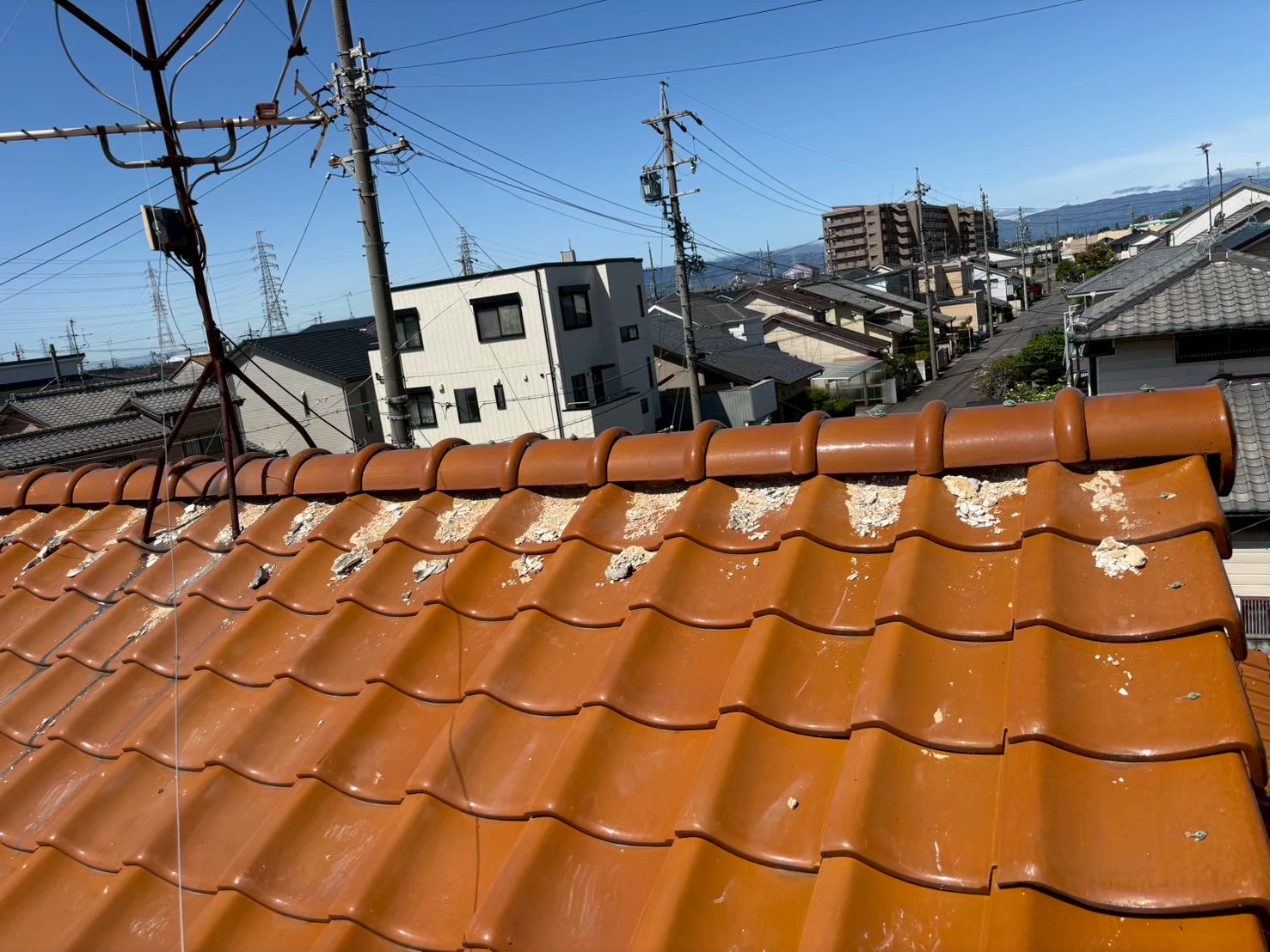 稲沢市　Ｉ様邸　　　屋根瓦　漆喰左官工事｜愛知・岐阜で屋根工事・修理・リフォームは一宮市のエスジーコンストラクション｜火災保険対応｜工事後毎年１年点検無料